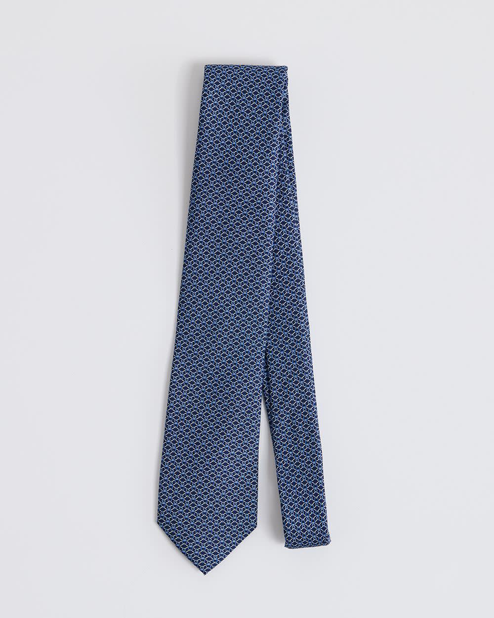 Light Blue Wide Tie with Chain Pattern