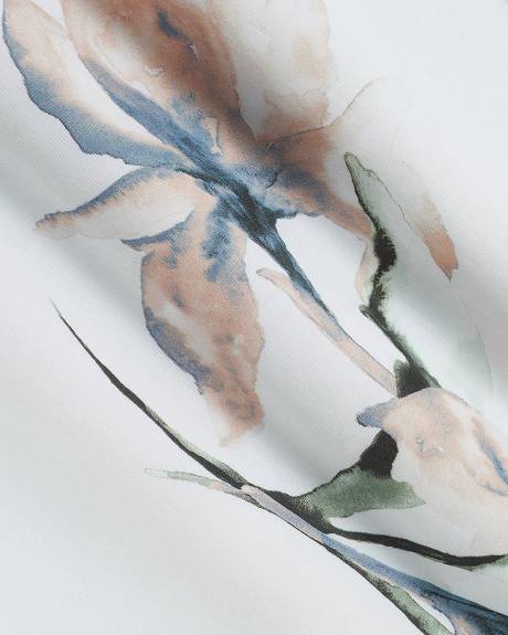 Long-Sleeve Buttoned-Down Poplin Blouse with Floral Print