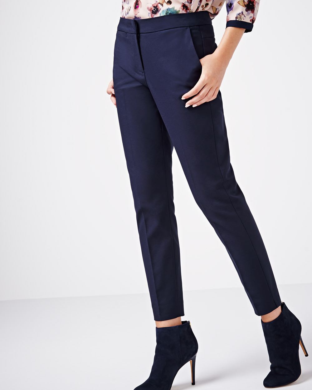 Modern Chic ankle slim pant RW&CO.