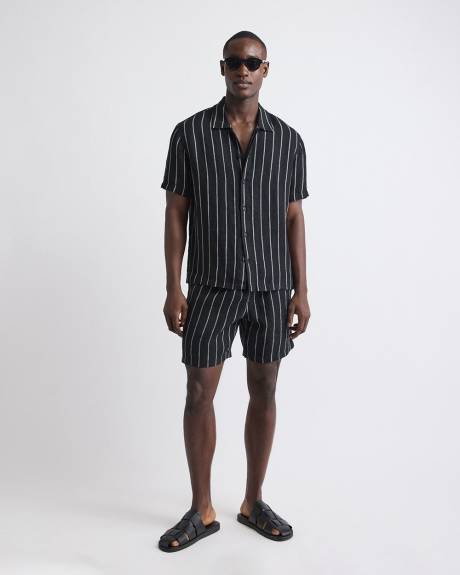 Short-Sleeve Striped Linen Shirt with Regular Collar