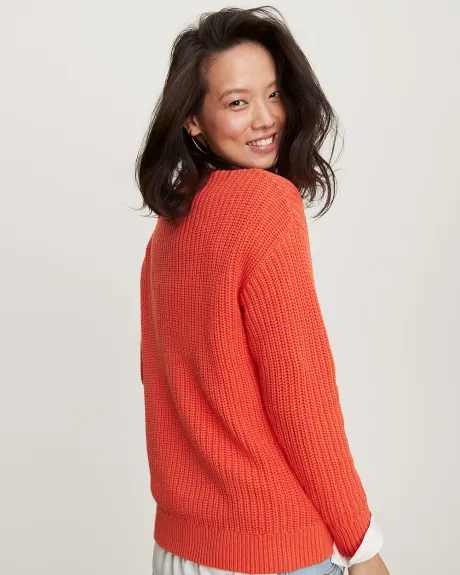 Solid Chunky Knit Crew-Neck Sweater - Thyme Maternity