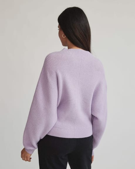 Spongy Shaker Batwing Sleeve Pullover Sweater