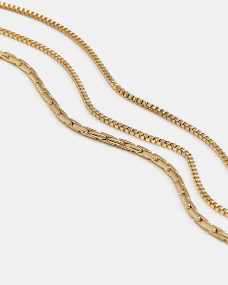 Three-Chain Golden Bracelet