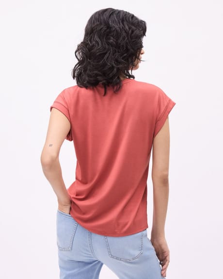 Solid Extended-Sleeve Crew-Neck Tee