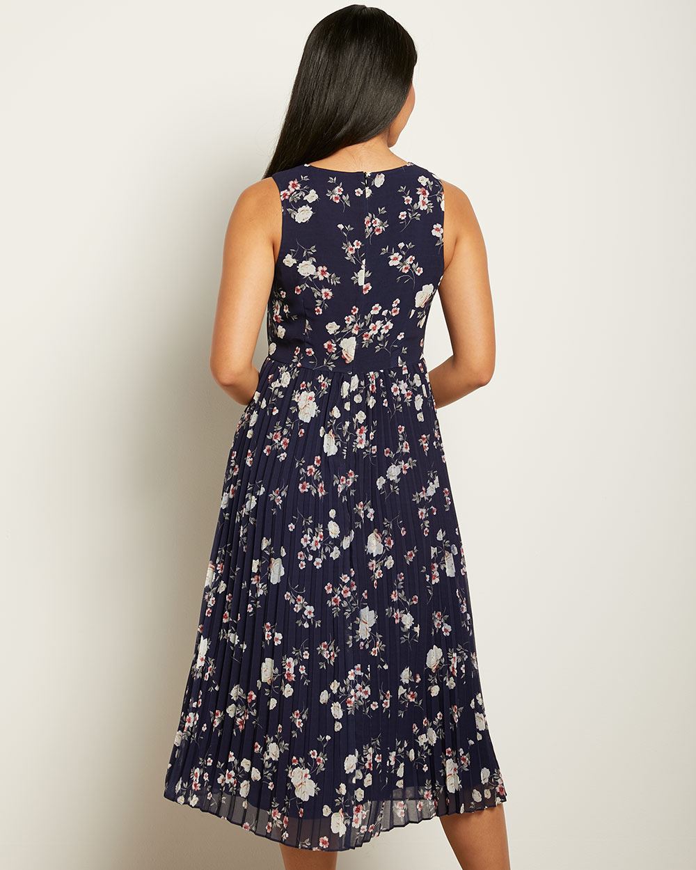 Fit And Flare Pleated Floral Maxi Dress RW&CO.