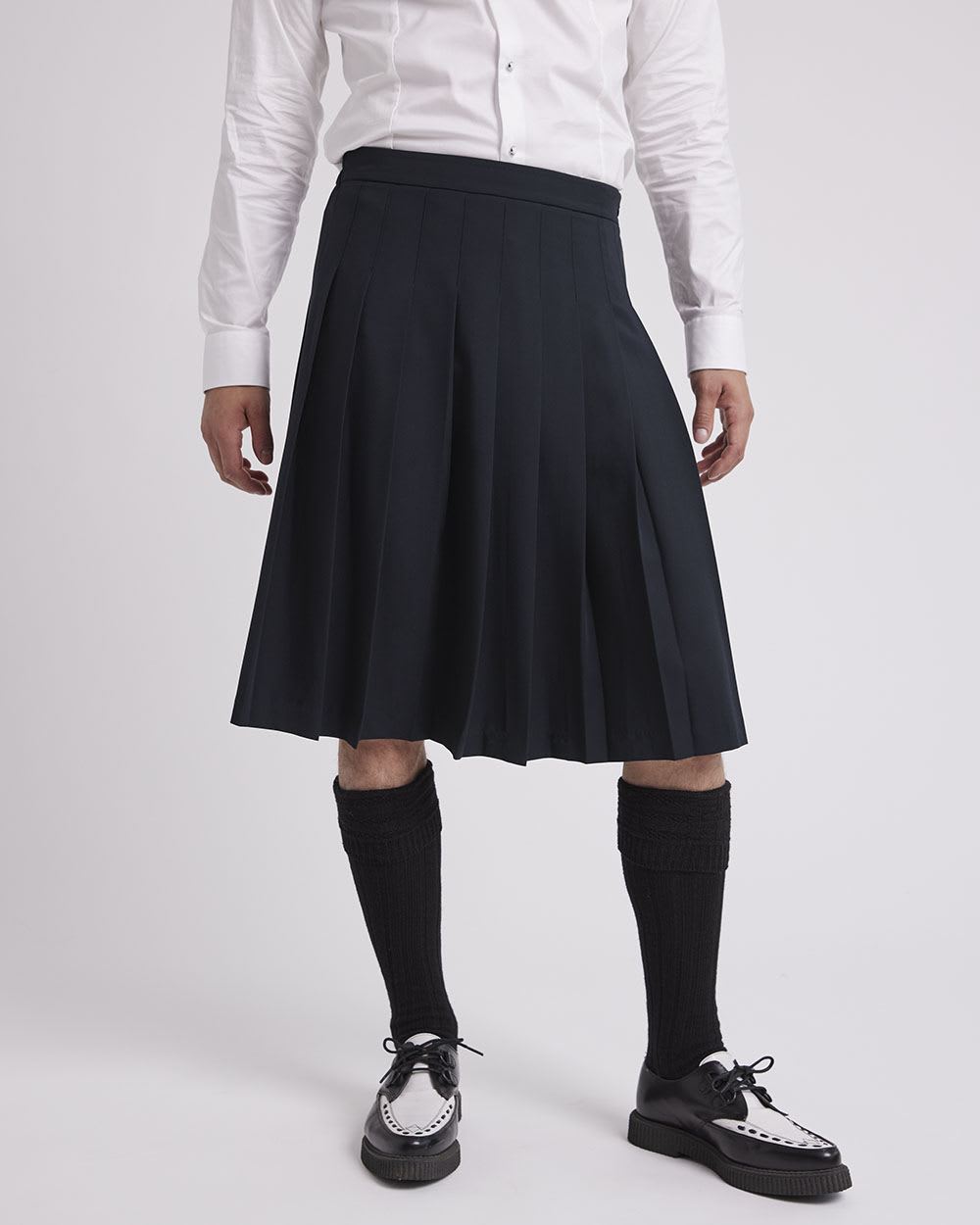 Gender-Neutral Pleated Skirt | RW&CO.