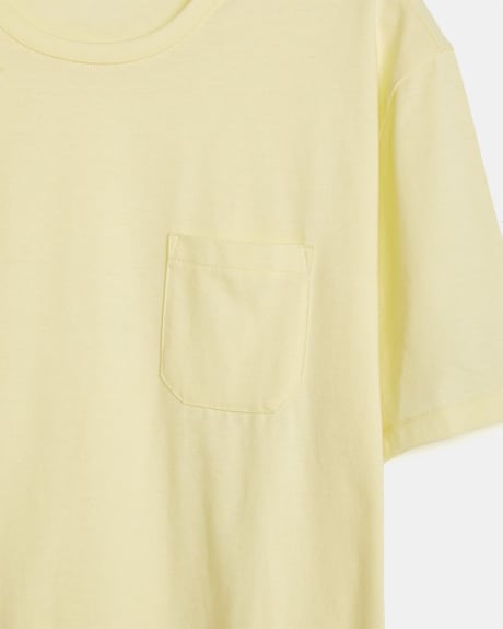 Crew-Neck Solid T-Shirt with Chest Pocket
