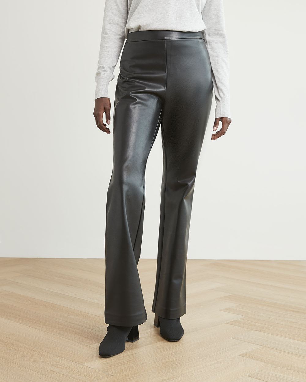 Flare-Leg High-Rise Faux Leather Legging Pant | RW&CO.