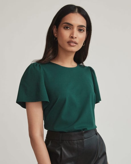 Fitted Crew-Neck Short Pleated Sleeve Top
