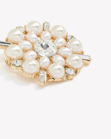 Pearl Brooch with Rhinestones