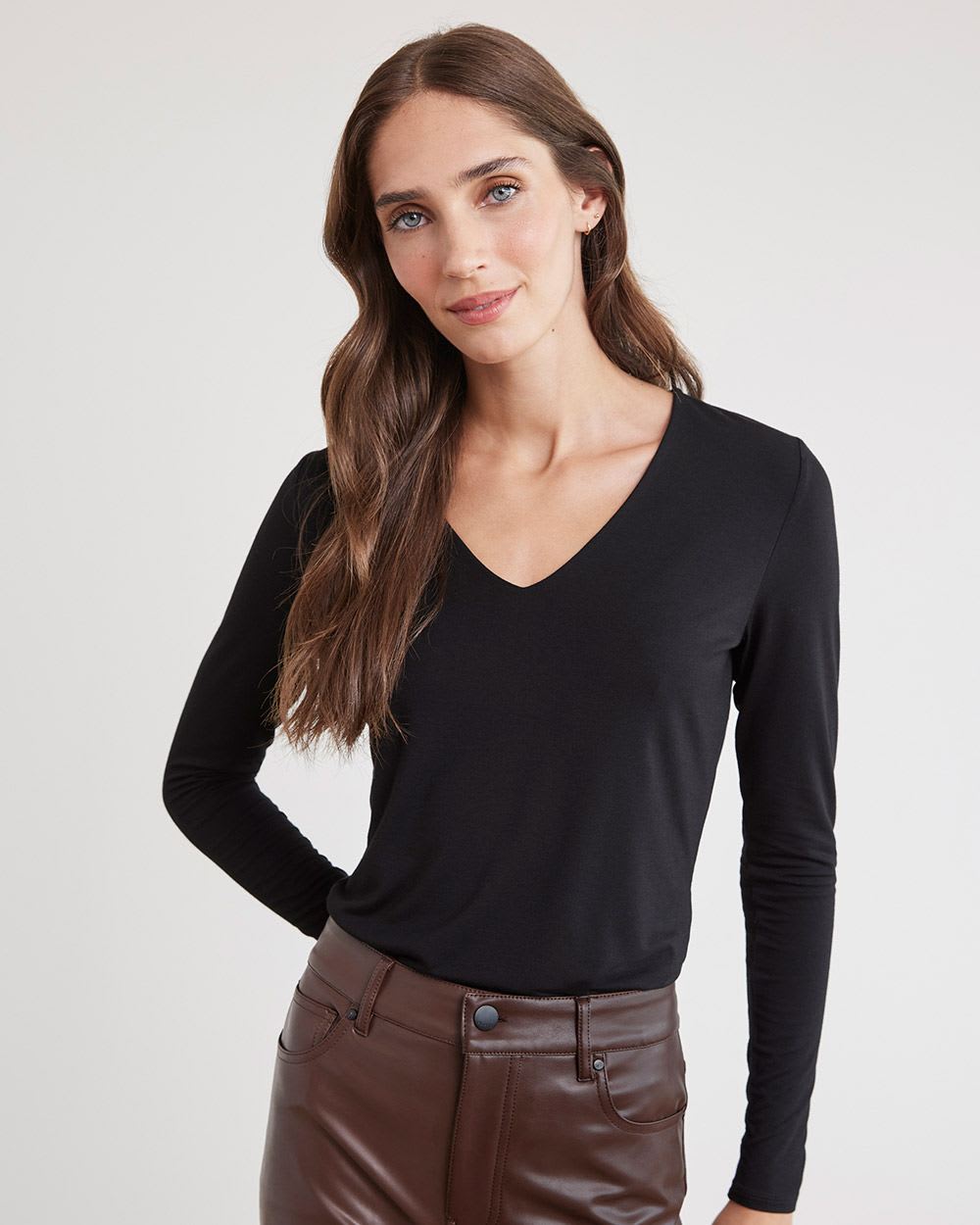 Fitted Long-Sleeve V-Neck Tee
