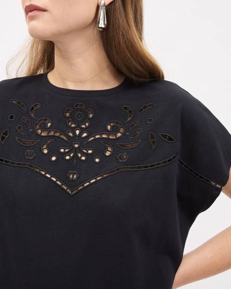 Haut &agrave; Manches Tr&egrave;s Courtes et Col Rond avec Motif &agrave; Oeillets