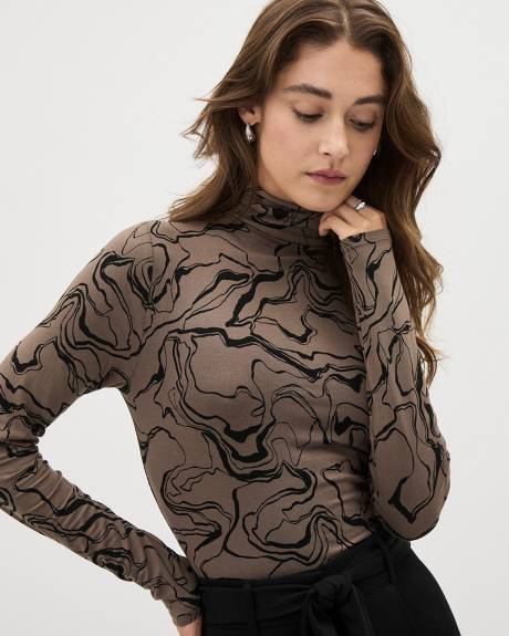 Fitted Long-Sleeve Mock-Neck Tee