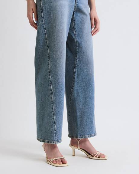 Slouchy Mid-Rise Jeans