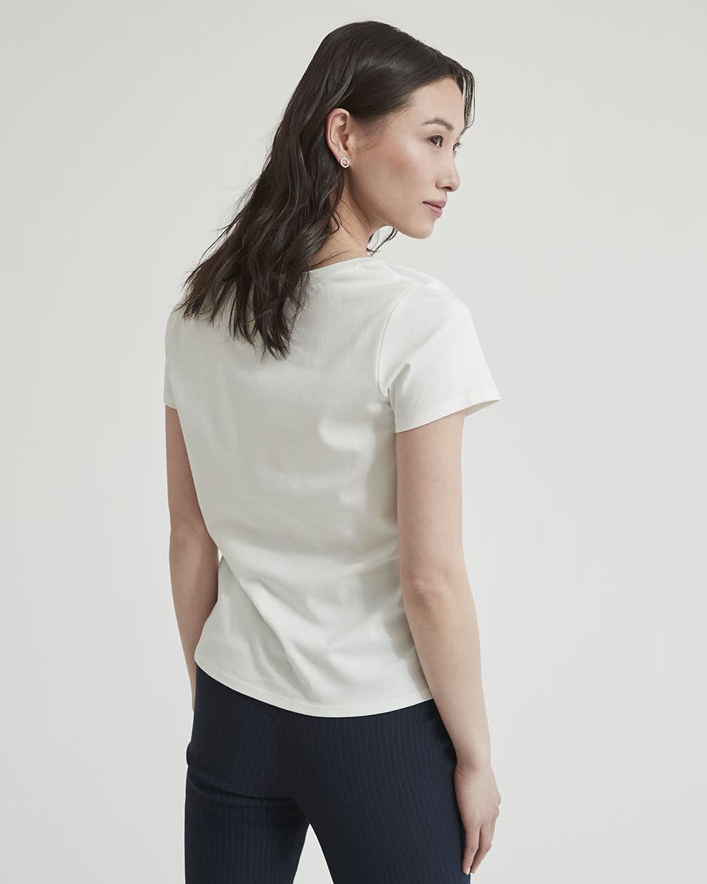 V-neck t-shirt in 100% cotton - White