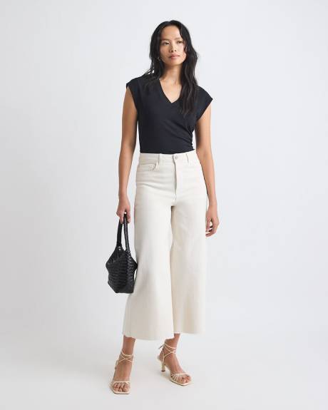 T-Shirt Classique à Manches Courtes et Col V