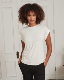 Solid Extended Sleeves Crew Neck T-shirt