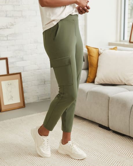 4-Way Stretch Mid-Rise Cargo Pant - 28"