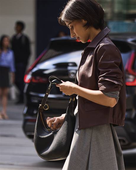 Sac Croissant à Bandoulière en Faux Cuir