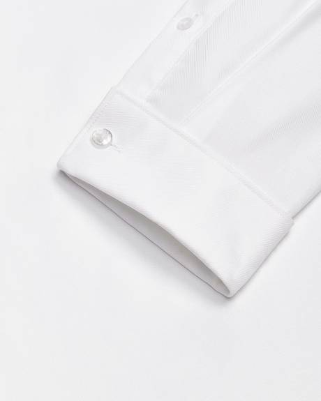 Tailored fit dress shirt with french cuff
