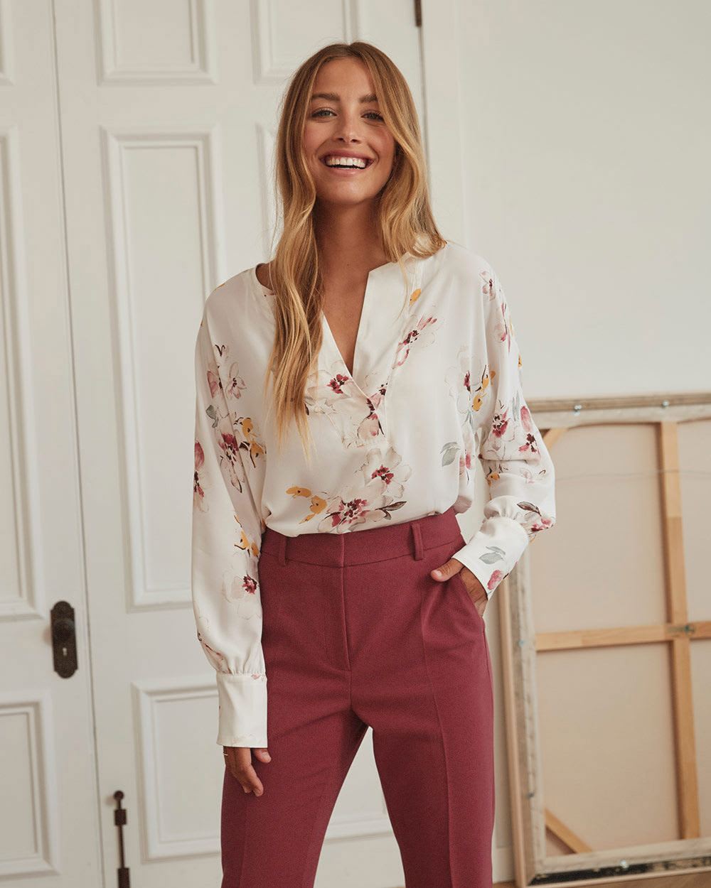 Signature Fit High-Waisted Flare Pant