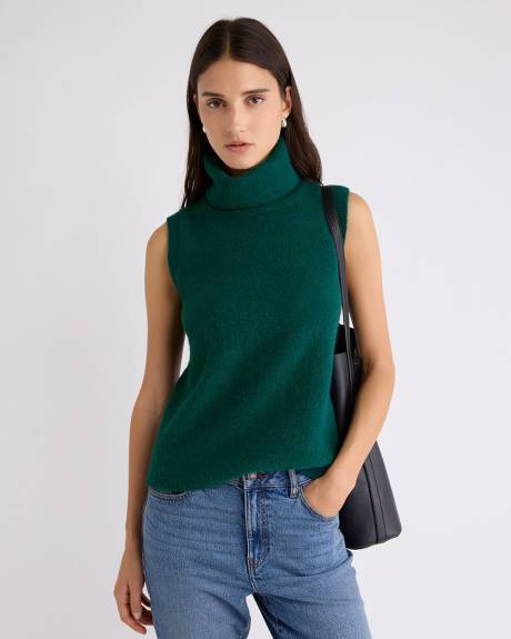 Sleeveless Turtleneck Fuzzy Pullover
