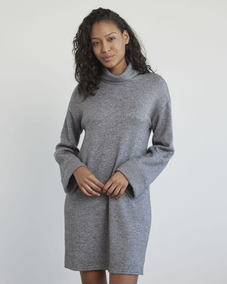 Long-Sleeve Turtleneck Straight Dress with Ribbed Cuffs