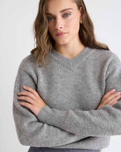 Long-Sleeve V-Neck Alpaca-Blend Sweater