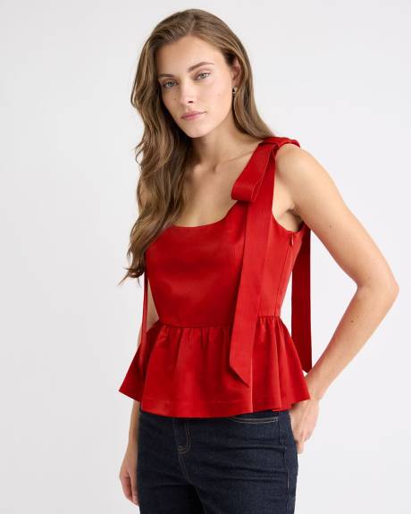 Sleeveless U-Neck Peplum Blouse