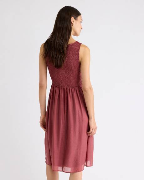 Sleeveless Textured Midi Dress