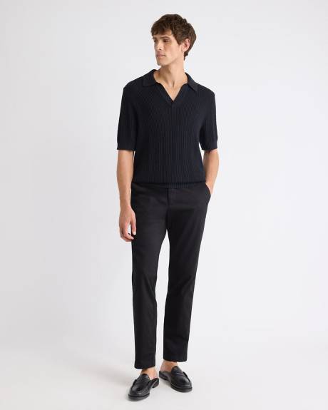 Black Short-Sleeve Johnny Sweater with Vertical Stitches