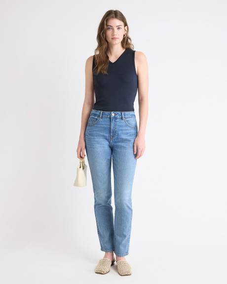 Camisole à Col V et Bretelles Larges en Tricot Luxueux