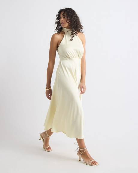 Robe en Satin Sans Manches &agrave; Col Licou