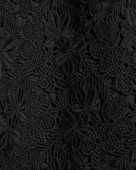 Robe Courte Sans Manches en Dentelle 3D