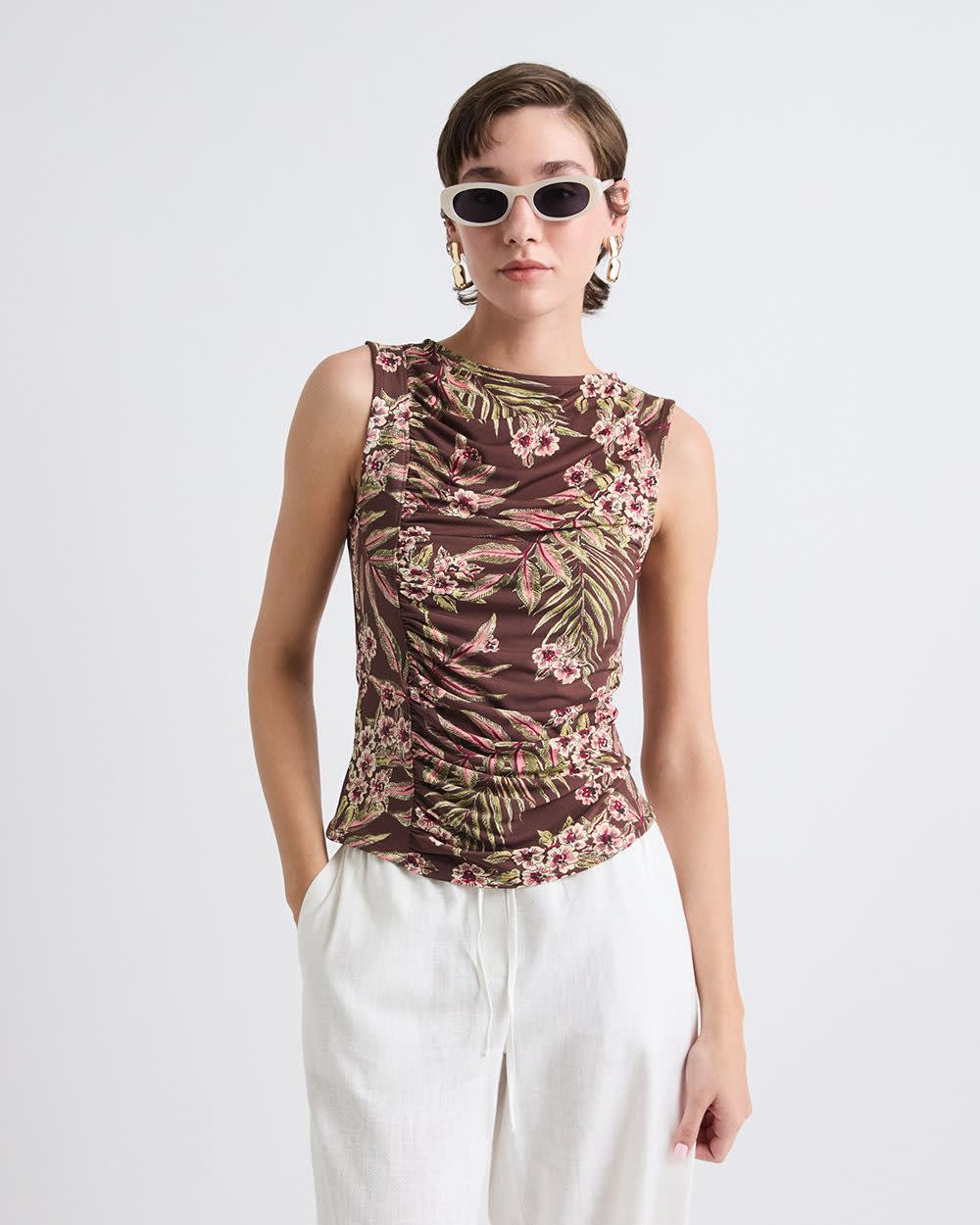 Sleeveless Crew-Neck Top with Shirred Seam