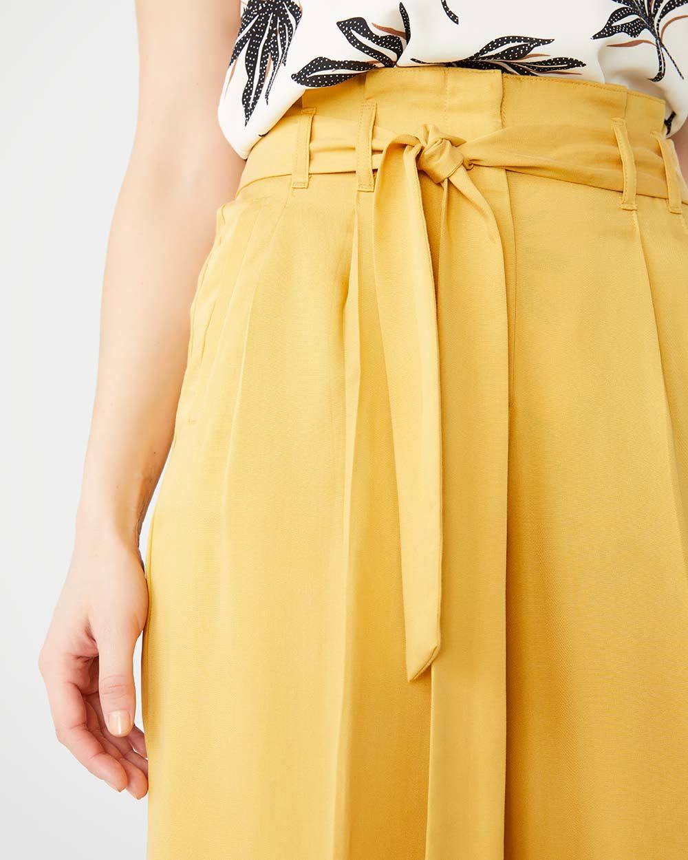 Highwaist pleated Tencel bermuda short RW&CO.