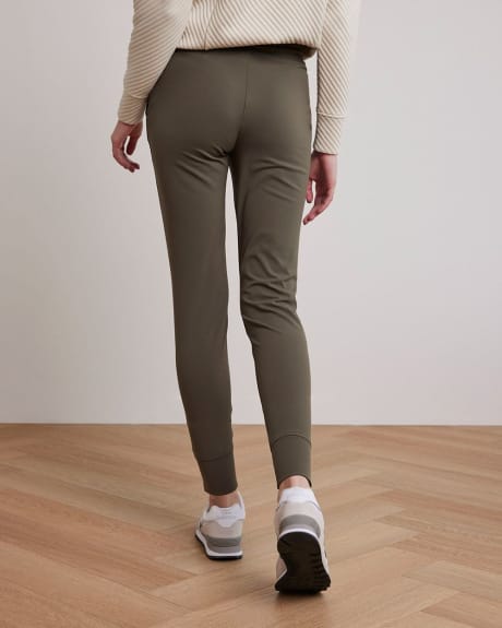 Soft Touch Jogger Ankle Pant