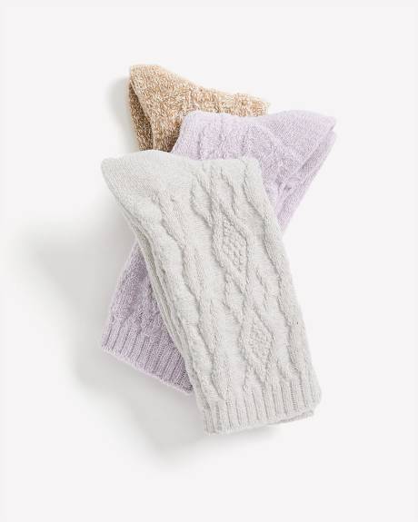 Super-Soft Crew Socks with Cable Stitches