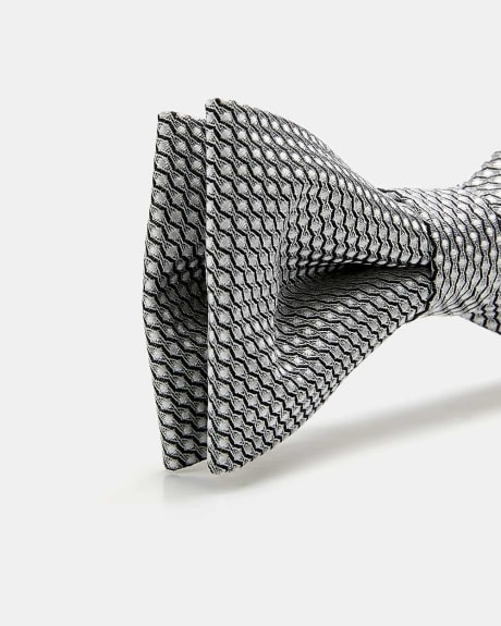 Classic Grey Geo-Patterned Silk Bow Tie