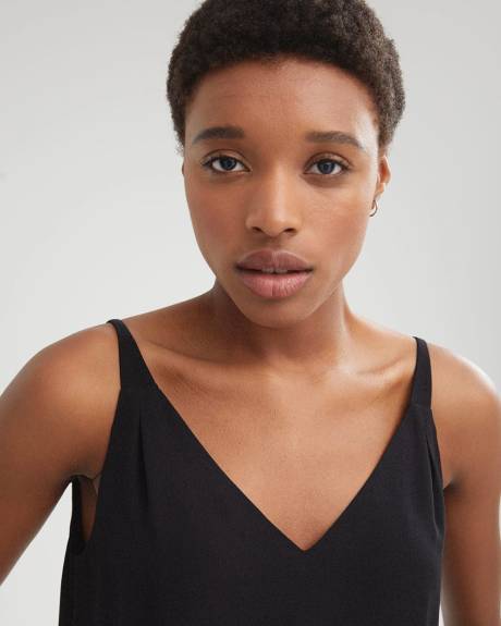 Camisole en Cr&ecirc;pe Col V &agrave; &Eacute;paules Pliss&eacute;es