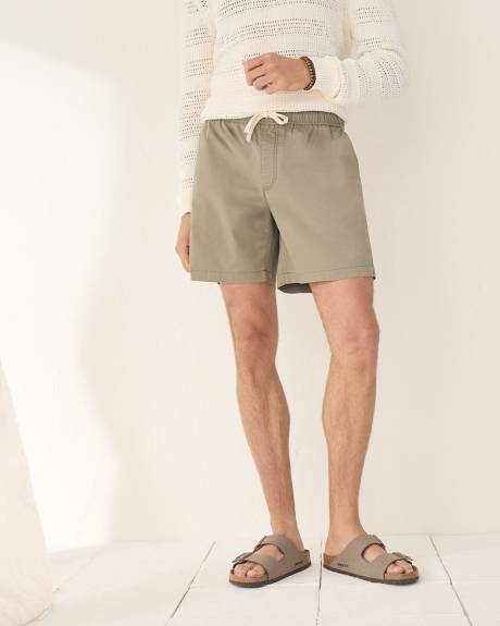 Short with Elastic Waistband and Drawstring