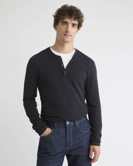 Long-Sleeve Henley Waffled Tee