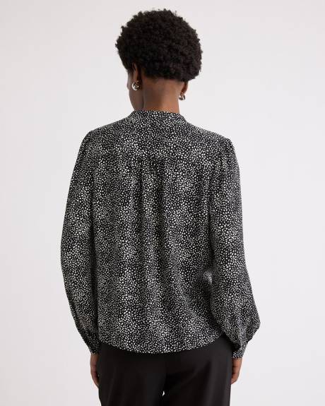 Silky Crepe Long-Sleeve Buttoned-Down Blouse