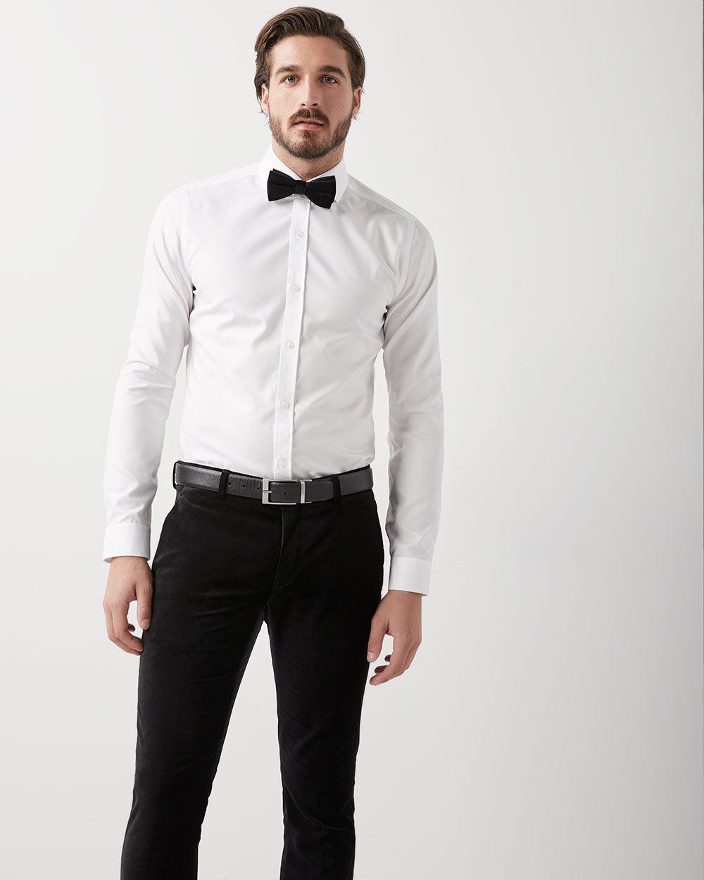 Slim fit white dress shirt with wide ...
