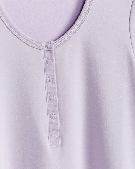 French Terry Nursing Henley T-Shirt - Thyme Maternity