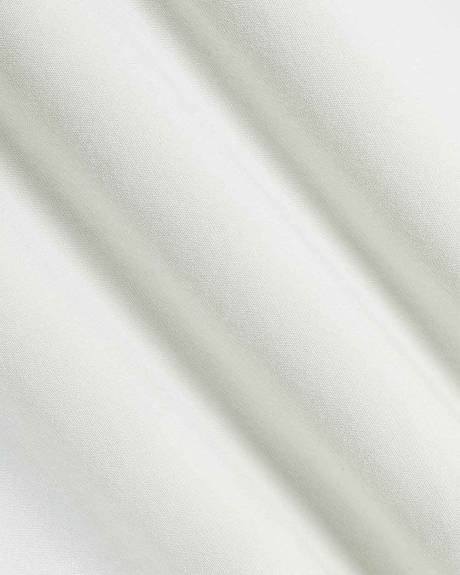 Sleeveless Crew-Neck Top with Twisted Detail