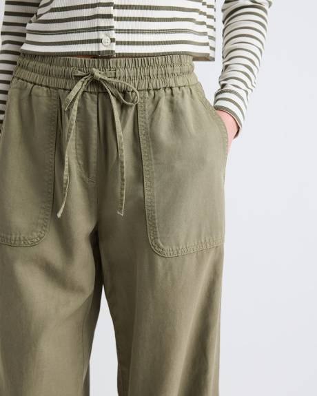 Pantalon en Serg&eacute; &agrave; Taille Mi-Haute et Jambe Large