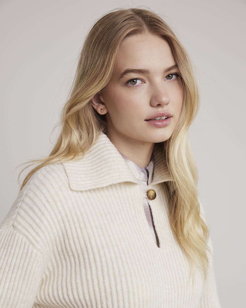 Long-Sleeve Sweater with Ribbed Collar | RW&CO.