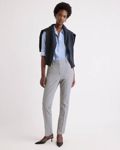 Mid-Rise Long Slim-Leg Signature Pant