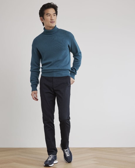 Chunky Long-Sleeve Turtleneck Sweater